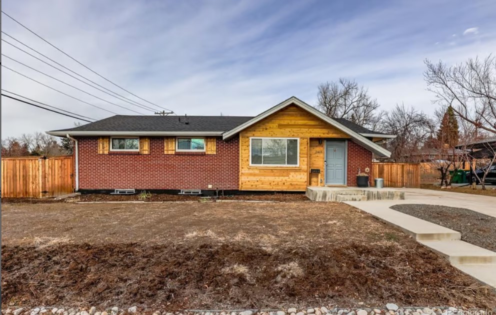 Mid-Century Modern Ranch Style Home